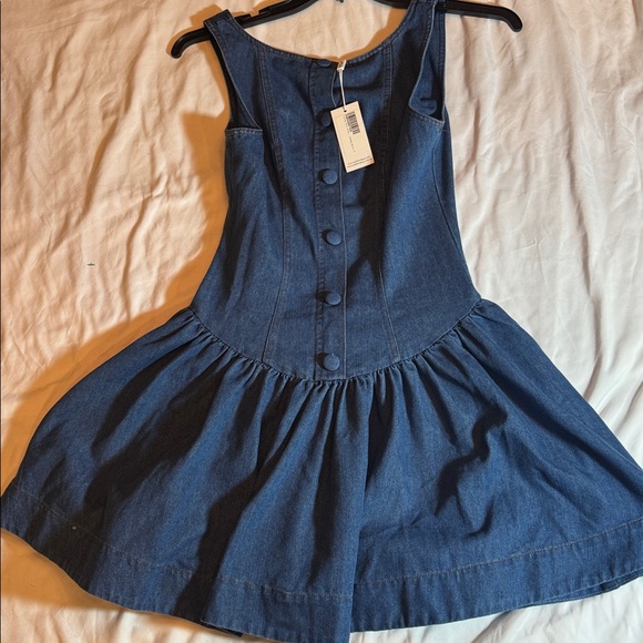 NEW Mable Petal & Pup Denim “Tiziana” denim Mimi dress SZ MED MSRP $119 Flirty - Picture 8 of 8
